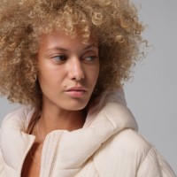 Женская куртка Nike W Jordan Brooklyn Pearl White, s.XL фото №4 — интернет-магазин Desire.md
