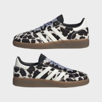 Ghete pentru dame Adidas Handball Spezial Core Black/Off White/Chalk Blue, s.38.5 imaginea #2 — magazin online Desire.md
