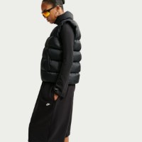 Женская жилетка Nike Sportswear Therma-FIT Black/Sail, s.S фото №4 — интернет-магазин Desire.md