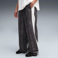 Pantaloni spotivi de dame Puma T7 Relaxed Snake Print Puma Black, s.S