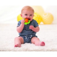 Jucărie cu sunătoare Infantino Shake & Teethe Flexible Rattle Ball (216216) imaginea #2 — magazin online Desire.md