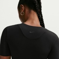 Женская футболка Nike Zenvy Dri-FIT Black/Cool Grey, s.L фото №6 — интернет-магазин Desire.md