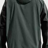 Jachetă pentru bărbați Nike Tech Helios Dri-FIT Camo Green/Black, s.XL imaginea #5 — magazin online Desire.md
