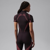 Женская футболка Nike Jordan Sport Flightweight Dri-FIT Black/Infrared 23/Clear, s.XS фото №2 — интернет-магазин Desire.md