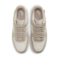 Кеды женские Nike Air Force 1 07 Cream II/Metallic Gold/Sail, s.38.5 фото №4 — интернет-магазин Desire.md