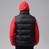 Мужская жилетка Nike Jordan Brooklyn Black/University Red, s.S фото №2 — интернет-магазин Desire.md