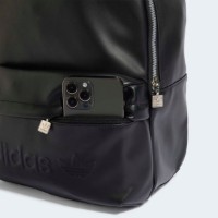Женский рюкзак Adidas Backpack Black (KS4133) фото №5 — интернет-магазин Desire.md