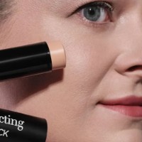 Fond de ten pentru față Artdeco Skin Perfecting Face Stick 50 imaginea #2 — magazin online Desire.md