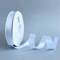 Panglică din satin cu două fețe Ding Xin 2.5cm Inky White (#0029)