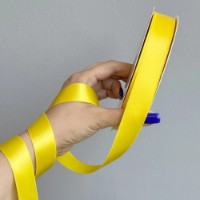 Panglică din satin Ding Xin 2.5cm Lemon Yellow (#0645) imaginea #2 — magazin online Desire.md
