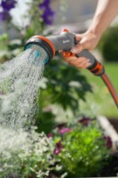 Pistol pentru stropit Gardena Comfort (18321-20) imaginea #4 — magazin online Desire.md