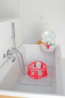 Стульчик для купания Ok Baby Flipper Evolution White 799-31-68 (37991600) фото №2 — интернет-магазин Desire.md