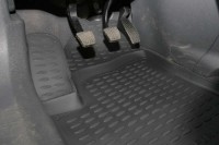 Covoraşe auto Novline Element Opel Zafira 2005 (NLC.37.09.210k) imaginea #2 — magazin online Desire.md