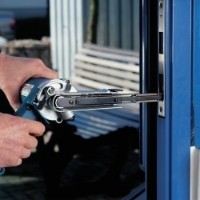 Șlefuitor cu banda Makita 9032 imaginea #3 — magazin online Desire.md