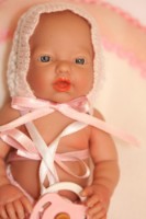 Păpușa Nines Mini Golosinas Muffin (0240) imaginea #2 — magazin online Desire.md