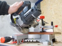 Торцовочная пила Graphite 59G800 фото №4 — интернет-магазин Desire.md