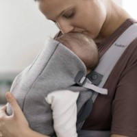 Кенгуру для новорожденных BabyBjorn Mini Light Grey (021072E1) фото №2 — интернет-магазин Desire.md