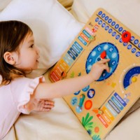 Calendar pentru copii Classic World Wooden Calendar and Clock (54211)  imaginea #2 — magazin online Desire.md