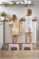 Подставка-ступенька для ванной BabyBjorn Step Stool Powder Pink/White (061264A)