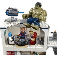 Конструктор Lego Marvel: Avengers Compound Battle (76131)