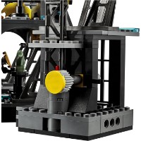 Set de construcție Lego DC: Batcave Clayface Invasion (76122)