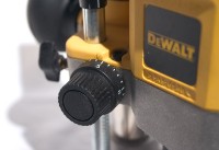 Фрезер DeWalt DW621 фото №3 — интернет-магазин Desire.md