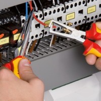 Dispozitiv pentru dezizolat cablu Knipex KN-1106160 imaginea #3 — magazin online Desire.md