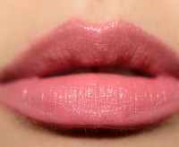 Ruj de buze Clinique Pop Lip Colour + Primer 01 Nude Pop imaginea #4 — magazin online Desire.md