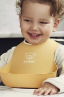 Набор слюнявчиков BabyBjorn Baby Feeding Set Powder Yellow (046766A) фото №2 — интернет-магазин Desire.md