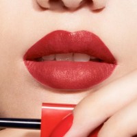 Ruj de buze Christian Dior Ultra Care Liquid 866 Romantic imaginea #2 — magazin online Desire.md