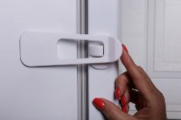 Замок на холодильник DreamBaby Premium Appliance & Fridge Latch (G1403) 