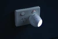 Lampă de veghe DreamBaby Swivel Light Auto-Sensor (G804) imaginea #3 — magazin online Desire.md