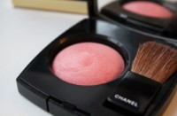 Blush pentru față Chanel Joues Contraste 72 Rose Initiale imaginea #3 — magazin online Desire.md