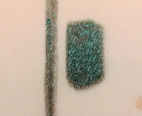 Creion pentru ochi Chanel Stylo Yeux Waterproof 948 Jungle Green imaginea #4 — magazin online Desire.md