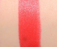 Ruj de buze Clinique Pop Lip Colour + Primer 06 Poppy Pop imaginea #4 — magazin online Desire.md