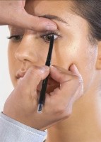 Creion pentru ochi Estee Lauder Double Wear Infinite Waterproof 02 Espresso imaginea #3 — magazin online Desire.md