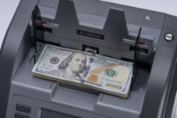 Сортировщик банкнот Hitachi IH-110 фото №3 — интернет-магазин Desire.md