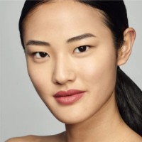 Ruj de buze Estee Lauder Pure Color Envy Sculpting Lipstick 410 Dynamic imaginea #4 — magazin online Desire.md