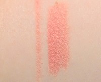 Contur de buze Chanel Le Crayon Levres 154 Peachy Nude