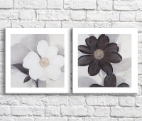 Картина ArtPoster Black and White flower on Gray background (3467809)