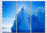 Pictură Magic Color Huge iceberg in the northern ocean (3469164)