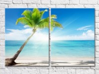 Картина ArtPoster Palm tree on the beach against the background of the sea (3453777)