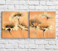 Картина ArtPoster Cream chamomile oil on Beige background (3467762)