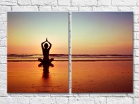 Pictură ArtPoster Yoga on the beach at sunset (3453742)
