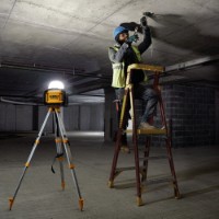 Фонарь DeWalt DCL074 фото №5 — интернет-магазин Desire.md