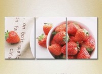 Pictură Magic Color Triptych Strawberries in a plate (2698650)