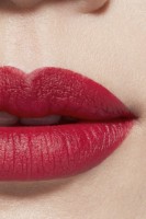 Ruj de buze Chanel Rouge Allure Velvet Luminous Matte 56 Rouge Charnel imaginea #3 — magazin online Desire.md