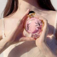 Parfum pentru ea Paco Rabanne Olympea Blossom EDP 50ml imaginea #3 — magazin online Desire.md