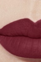 Помада для губ Chanel Rouge Allure Velvet Extreme Intense Matte 130 Rouge Obscur фото №3 — интернет-магазин Desire.md