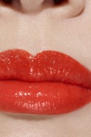 Помада для губ Chanel Rouge Coco Flash Vibrant Shine 62 Fire фото №3 — интернет-магазин Desire.md